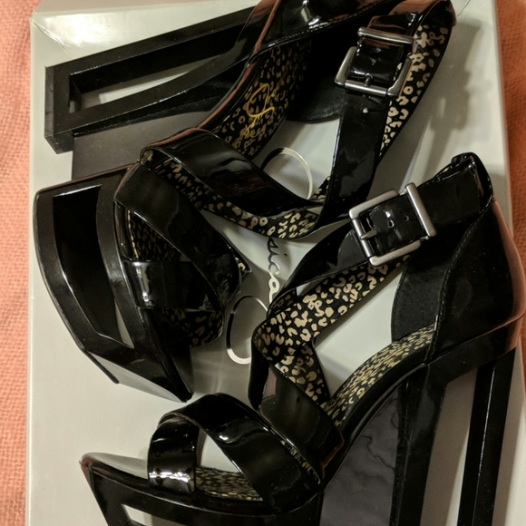 Black patent sandals - Picture 3 of 3
